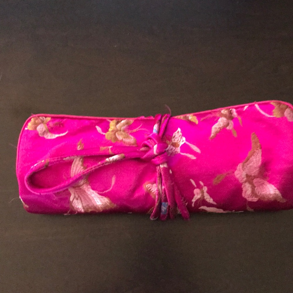 Brand new Asian silk jewelry travel roll